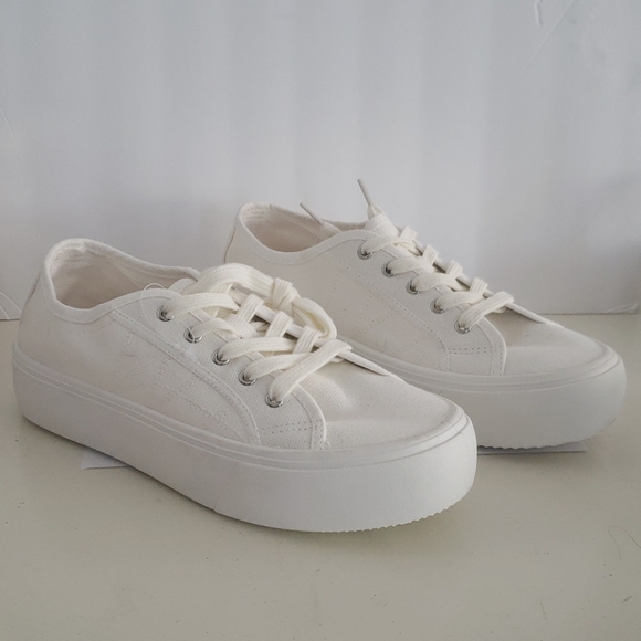 madden girl platform sneakers